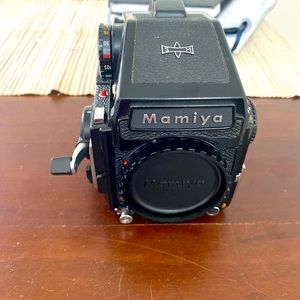 Mamiya M645